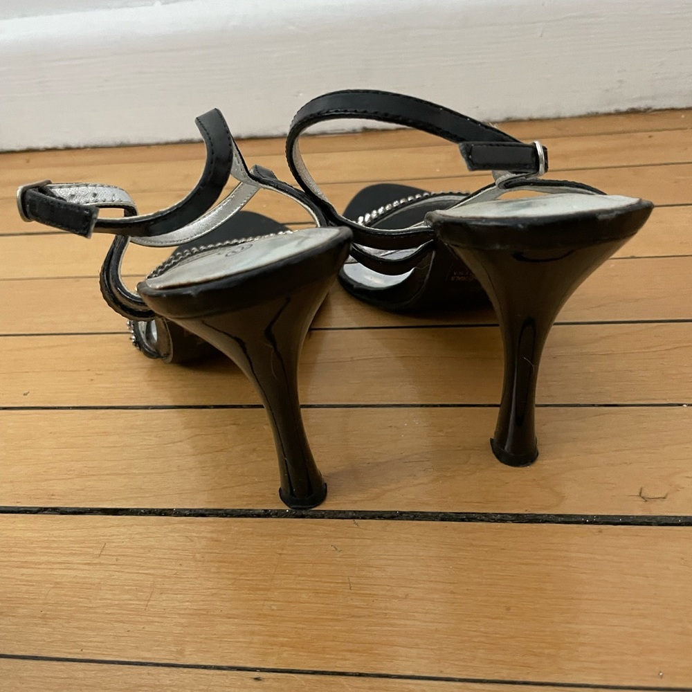 EUC First sight heel - Picture 2 of 4